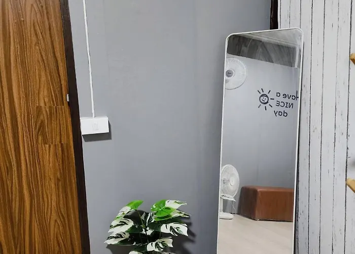 201-olan Place Homely Free Wi-fi And Near Bts Line Apartment Bangkok